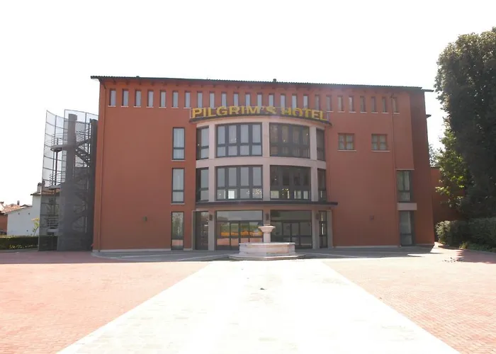 Hc Hotel Cremona Pilgrim'S فندق