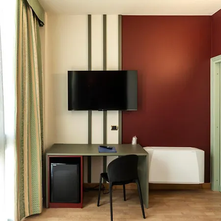 Hc Cremona Pilgrim's Hotel