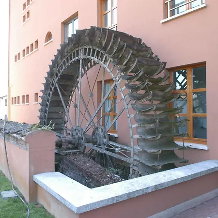 Pilgrim's Hotel 3*